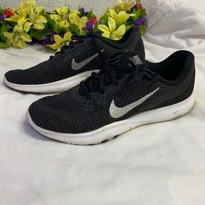 Nike Flex TR7 Training Sneaker